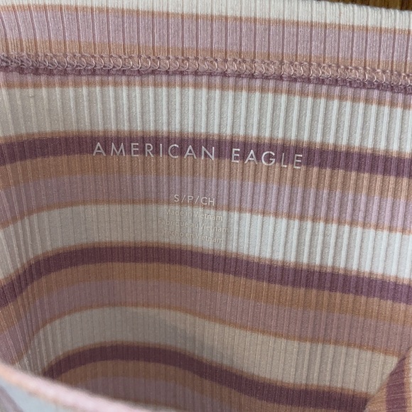 American eagle pink striped crop top - Picture 3 of 3